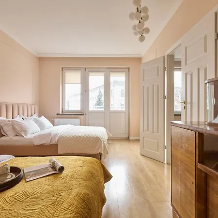 Polka - Bright 2-Bed Apartment Near Agh By Fragola Apartments-3